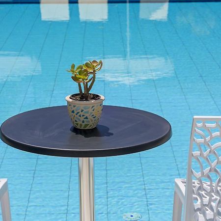 Santellini Hotel Kamári Kültér fotó